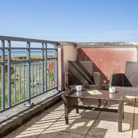 Апартаменты Port Guillaume-6 By Interhome *