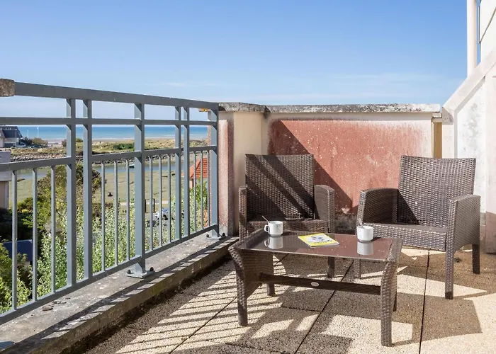 Апартаменты Port Guillaume-6 By Interhome *